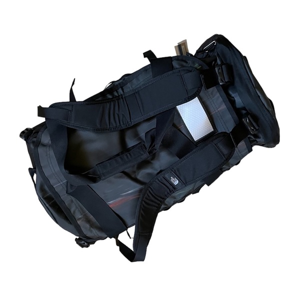 The North Face Base Camp Duffel Bag Medium - Picture 8 of 12